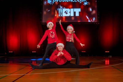 IMGCanon EOS R614December1711-3