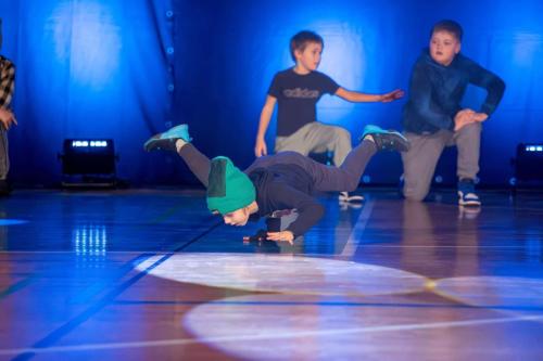 IMGCanon EOS R614December1803-74