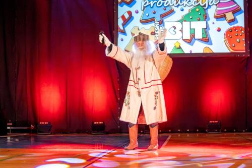 IMGCanon EOS R614December1807-7