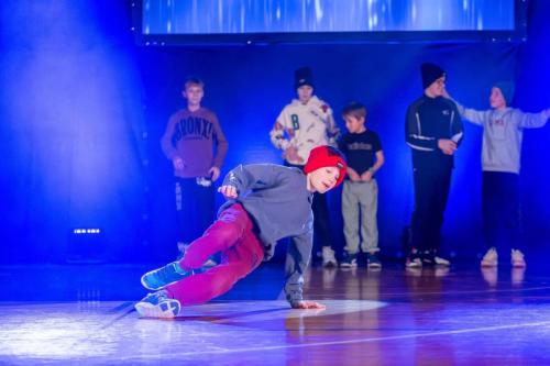 IMGCanon EOS R614December2017-73