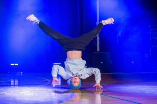 IMGCanon EOS R614December2018-103